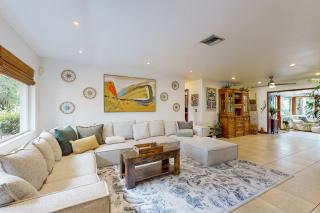 Coastal Paradise Getaway - Cape Coral - 4