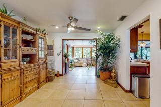 Coastal Paradise Getaway - Cape Coral - 2