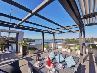 Breathtaking Waterfront Penthouse with BigTerrace near to Olympic Park - Sydney - 5