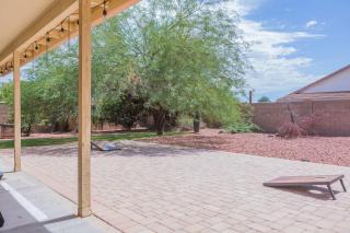 Modern House with Office Cornhole Near Freeways - Chandler - 8