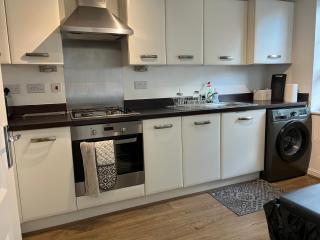 Cozy 3 Bed - Prime Location - 6