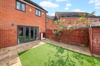 Reading Deluxe-Contractor,Business,Family,Parking In Reading - 8