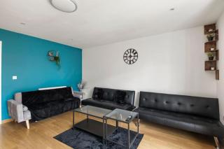 Reading Deluxe-Contractor,Business,Family,Parking In Reading - 4