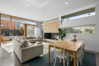 Banksia Coastal Retreat - 9