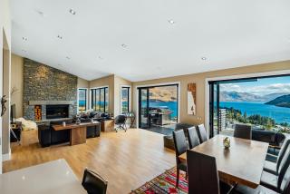Lake Panorama Villa - Queenstown - 1