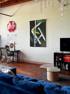 420 Friendly SKYLINE view Downtown Loft FREE Parking - Detroit - 3