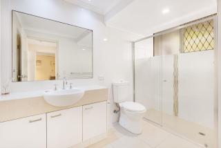 Kirra Gardens Unit 11 - Gold Coast - 4