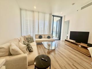 Luxury Oracle Tower 1, 4th floor East View - 9