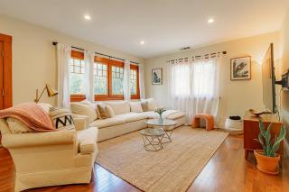 Cozy 3 Bedroom Hollywood Home- Quick Walk To All Tourist Spots! - Los Angeles - 9