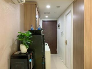 Brand New and Relaxing Studio at Daan Mogot City Apartment By Travelio - Jakarta - 1
