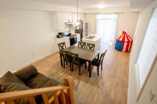 Brand New Cozy, Modern, & Instaworthy House! - Oshawa - 2