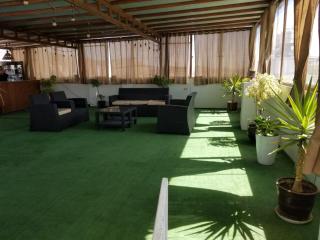 Departamento 5 piso, totalmente amoblada y una terraza espectacular - Arequipa - 8