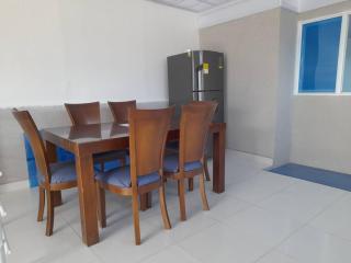 Lindo y moderno apto con vista a la montaña - 4