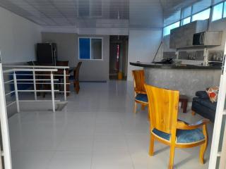 Lindo y moderno apto con vista a la montaña - 3