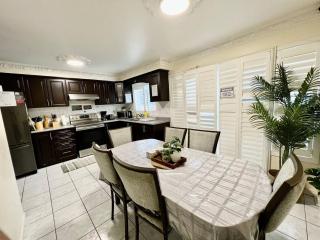 R8 Private Room Near Airport - Mississauga - 3