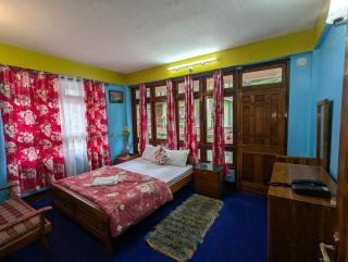 Himadri Homestay - Kalimpong - 8