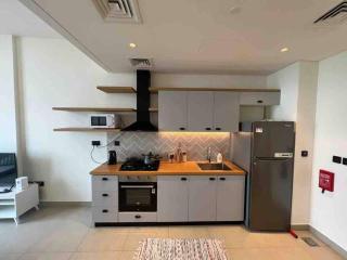 Collective next to Dubai Hills Mall - Dubai - 0