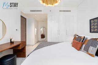 Stylish 2BR with Assistant Room - Dubai - 4