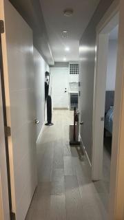 Modern West Coast Contemporary Suite - 2