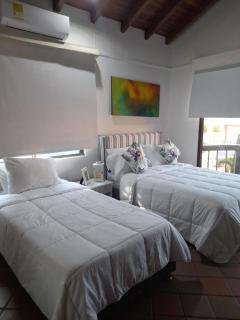 Condominio Playa Caimán - Coveñitas - 1