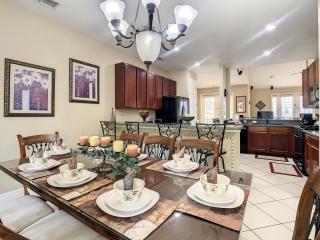 Last Minute Disney Getaway! Private Pool, Hot Tub & Games Room. Book Now! #64107 - Orlando - 2