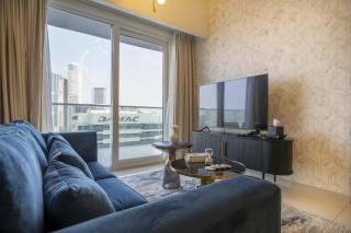 Stunning Canal Views l Sleeps 6 - Dubai - 8