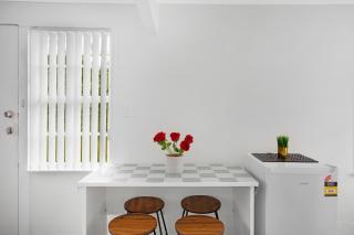 Sunny Beam Guest Suite with Parking and Kitchenette - Auckland - 4