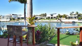 Kangaroo Waters On Bribie - 3