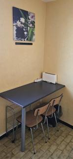 Appartement 2 couchages pour 4 personnes - Complètement équipé - Saint-Priest - 3
