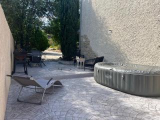 Charmant logement avec un extérieur et un jacuzzi - Lançon-Provence - 8