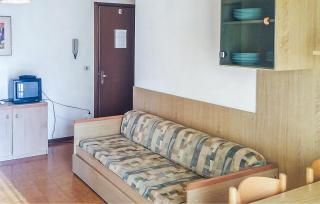 Beautiful Apartment In Bibione - 7