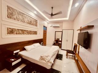 Hotel Ram Anandam Inn - Faizābād - 8