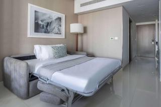 Frank Porter - Damac Maison Prive B - Dubai - 4