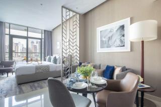 Frank Porter - Damac Maison Prive B - Dubai - 2