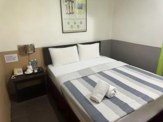 Metroinn Hotel - 8