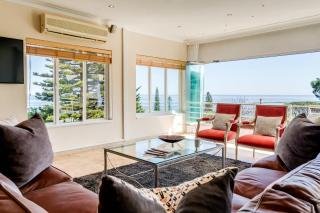 Charming 6-BR Camps Bay Villa 2 Pools and Sea Views - 0