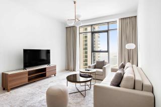 Silkhaus Mid Floor Marina Vista with Private Beach - Dubai - 5