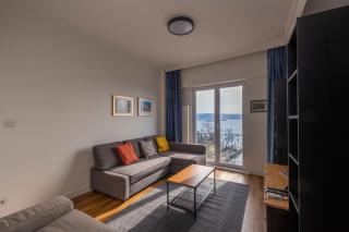 Trendy Waterfront Apt with a Striking View - Istanbul - 6