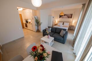 HomEasy Apartments - Kalamata - 8