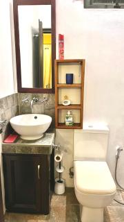 Ebony Apartment & Studio - 4