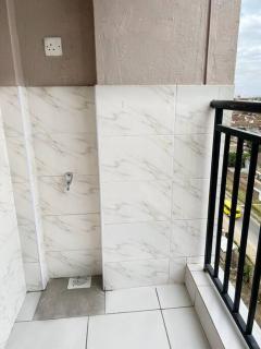 South B 2 bedroom master ensuite, Free Secure Parking - Nairobi - 2