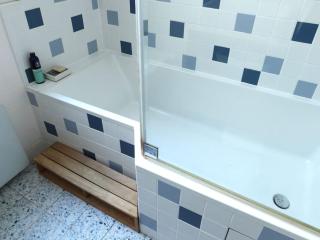 Loft style condo 4 people in central and trendy Paris - 1