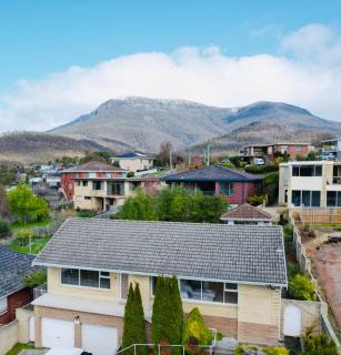 Sunny garden house - Lenah Valley - 8