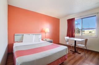 Motel 6-Colby, KS - 6