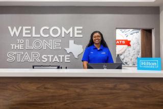 Hampton Inn & Suites Brenham - 6