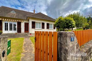 Family Home and Nature in Eymoutiers - Eymoutiers - 0