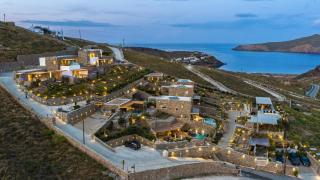 Nasta Suites & Villas Intentional Living Mykonos - Míconos - 9