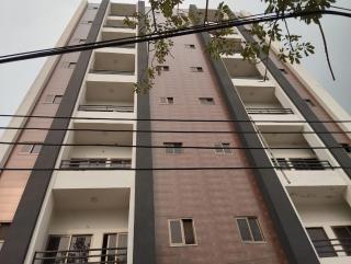 Luxurious Studio Apartment - Lahore - 8