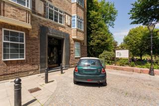 Beautiful Bluejay Escape - 1 Bed Apartment with Free WiFi in the Heart of the City By Kozmo Properties - 1