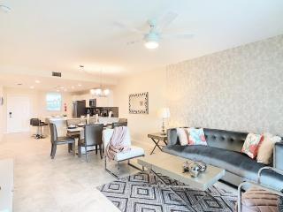 Last Minute Disney Getaway! Private Pool, Hot Tub & Games Room. Book Now! #88017 - Kissimmee - 4